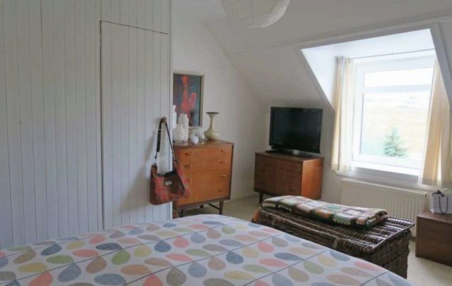  Image of 3 bedroom Cottage for sale in Culnacnock Portree IV51 at 9, Culnacnock Portree, IV51 9JH